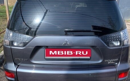 Mitsubishi Outlander III рестайлинг 3, 2011 год, 990 000 рублей, 4 фотография