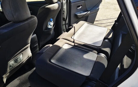 Toyota Prius Alpha I (ZVW40/41), 2011 год, 1 350 000 рублей, 8 фотография