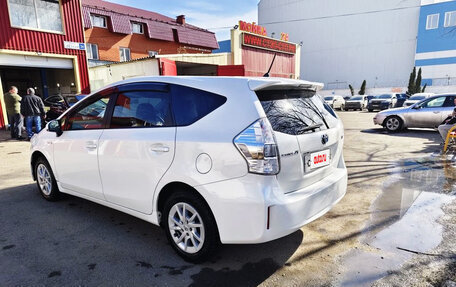 Toyota Prius Alpha I (ZVW40/41), 2011 год, 1 350 000 рублей, 4 фотография