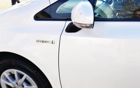 Toyota Prius Alpha I (ZVW40/41), 2011 год, 1 350 000 рублей, 11 фотография