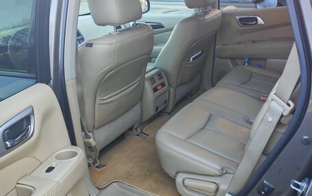 Nissan Pathfinder, 2014 год, 1 549 000 рублей, 31 фотография