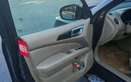 Nissan Pathfinder, 2014 год, 1 549 000 рублей, 26 фотография