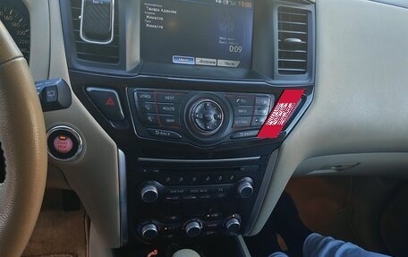 Nissan Pathfinder, 2014 год, 1 549 000 рублей, 24 фотография