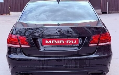 Mercedes-Benz E-Класс, 2013 год, 2 000 000 рублей, 6 фотография