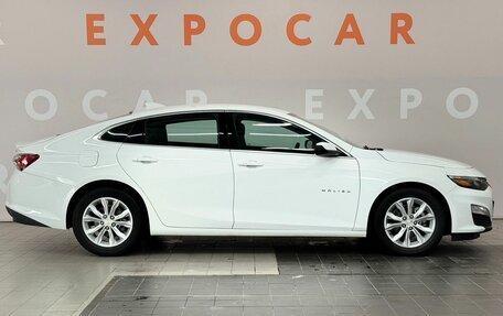 Chevrolet Malibu IX, 2021 год, 1 630 000 рублей, 4 фотография