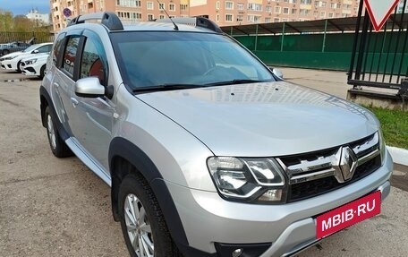 Renault Duster I рестайлинг, 2017 год, 1 390 000 рублей, 2 фотография