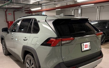 Toyota RAV4, 2025 год, 4 100 000 рублей, 6 фотография