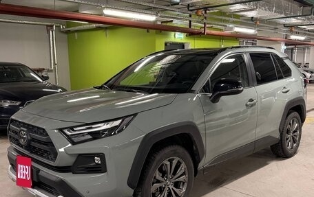 Toyota RAV4, 2025 год, 4 100 000 рублей, 4 фотография
