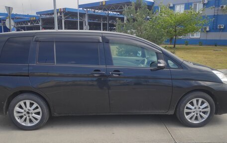 Toyota ISis I, 2010 год, 480 000 рублей, 11 фотография