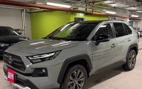 Toyota RAV4, 2025 год, 4 100 000 рублей, 3 фотография