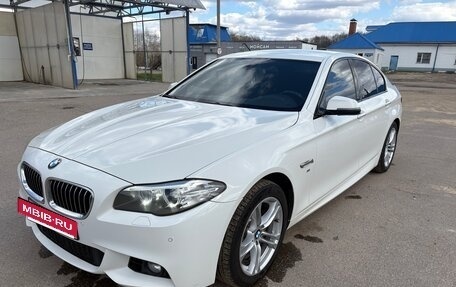 BMW 5 серия, 2016 год, 2 100 000 рублей, 2 фотография