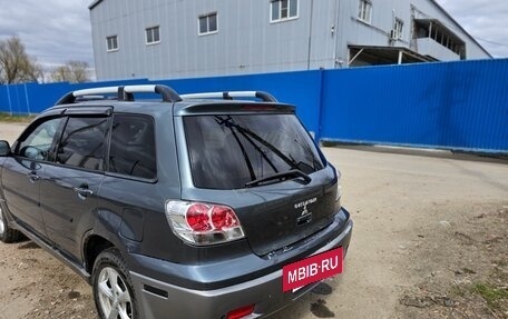 Mitsubishi Outlander III рестайлинг 3, 2002 год, 400 000 рублей, 5 фотография