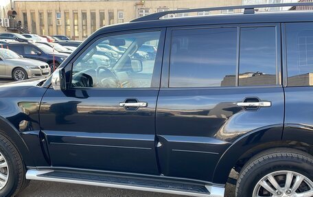 Mitsubishi Pajero IV, 2017 год, 3 050 000 рублей, 3 фотография