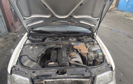 Audi A4, 1997 год, 180 000 рублей, 5 фотография