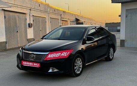 Toyota Camry, 2014 год, 1 790 000 рублей, 4 фотография