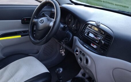 Hyundai Verna II, 2008 год, 430 000 рублей, 11 фотография