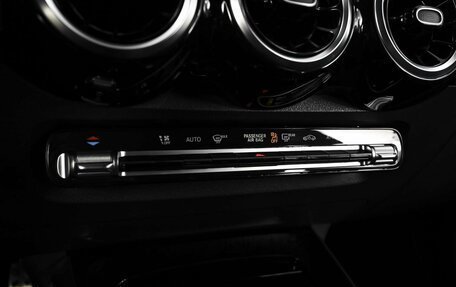 Mercedes-Benz GLB, 2022 год, 4 459 000 рублей, 15 фотография