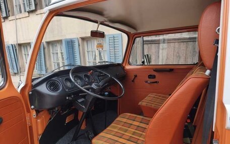 Volkswagen Type 2 T2, 1974 год, 8 985 000 рублей, 15 фотография
