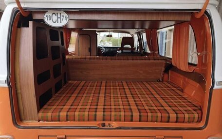 Volkswagen Type 2 T2, 1974 год, 8 985 000 рублей, 25 фотография