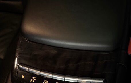 Mercedes-Benz S-Класс, 2011 год, 1 900 000 рублей, 23 фотография