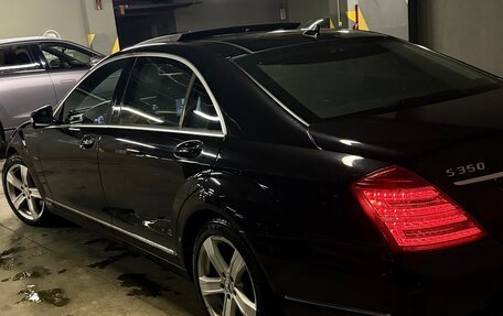 Mercedes-Benz S-Класс, 2011 год, 1 900 000 рублей, 34 фотография