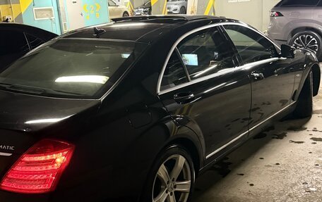 Mercedes-Benz S-Класс, 2011 год, 1 900 000 рублей, 35 фотография