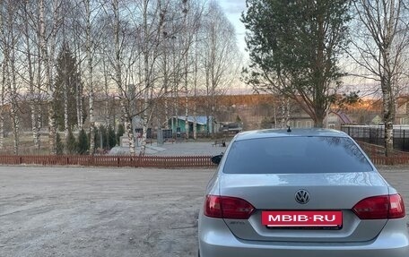 Volkswagen Jetta VI, 2014 год, 830 000 рублей, 2 фотография