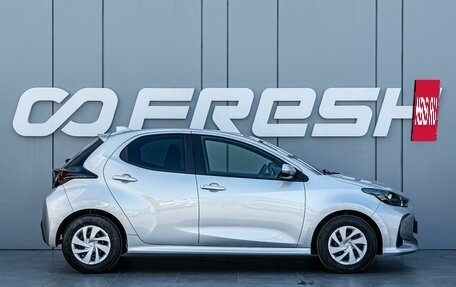 Toyota Yaris, 2020 год, 1 230 000 рублей, 5 фотография