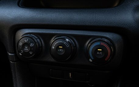 Toyota Yaris, 2020 год, 1 230 000 рублей, 14 фотография