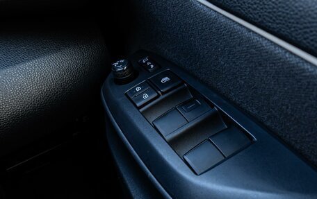 Toyota Yaris, 2020 год, 1 230 000 рублей, 20 фотография