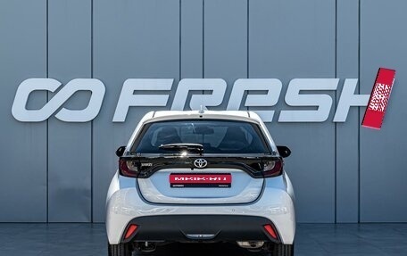 Toyota Yaris, 2020 год, 1 230 000 рублей, 4 фотография