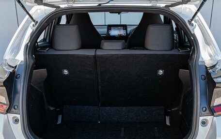 Toyota Yaris, 2020 год, 1 230 000 рублей, 21 фотография