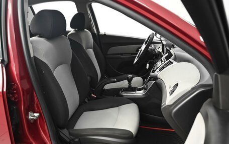 Chevrolet Cruze II, 2011 год, 899 000 рублей, 8 фотография