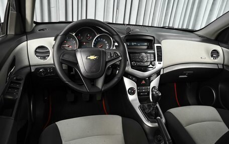 Chevrolet Cruze II, 2011 год, 899 000 рублей, 6 фотография