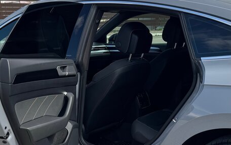 Volkswagen Passat CC, 2024 год, 3 750 000 рублей, 14 фотография