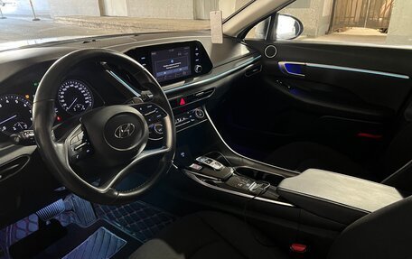 Hyundai Sonata VIII, 2021 год, 1 930 000 рублей, 10 фотография