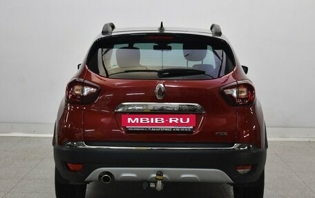 Renault Kaptur I рестайлинг, 2021 год, 2 000 000 рублей, 3 фотография