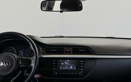 KIA Rio IV, 2018 год, 1 415 000 рублей, 5 фотография