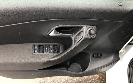 Volkswagen Polo VI (EU Market), 2017 год, 1 500 000 рублей, 13 фотография