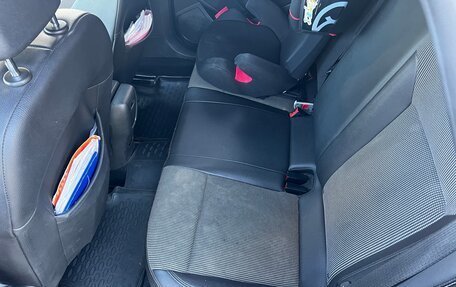 Opel Astra J, 2011 год, 670 000 рублей, 10 фотография