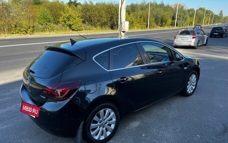 Opel Astra J, 2011 год, 670 000 рублей, 5 фотография