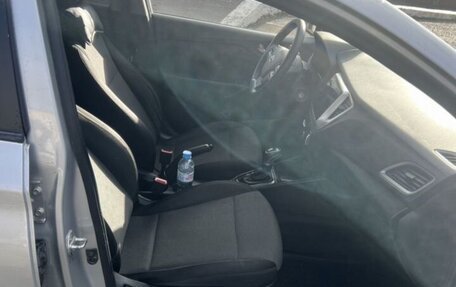 Hyundai Solaris II рестайлинг, 2017 год, 850 000 рублей, 5 фотография