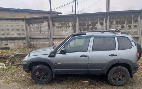 Chevrolet Niva I рестайлинг, 2016 год, 575 000 рублей, 3 фотография