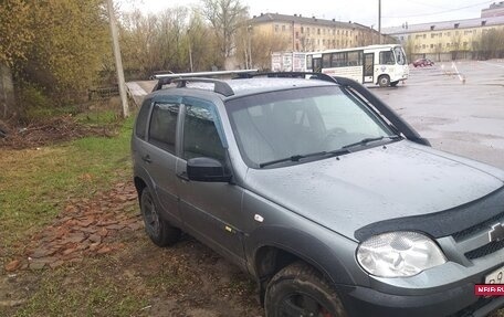 Chevrolet Niva I рестайлинг, 2016 год, 575 000 рублей, 2 фотография