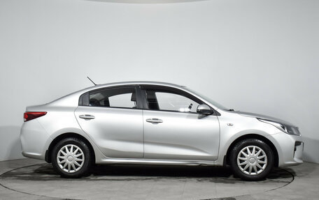 KIA Rio IV, 2018 год, 1 500 000 рублей, 4 фотография