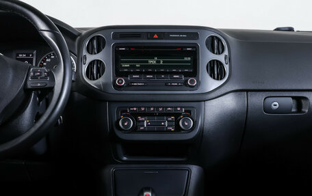 Volkswagen Tiguan I, 2015 год, 1 585 000 рублей, 14 фотография