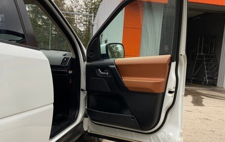 Land Rover Freelander II рестайлинг 2, 2013 год, 1 470 000 рублей, 10 фотография