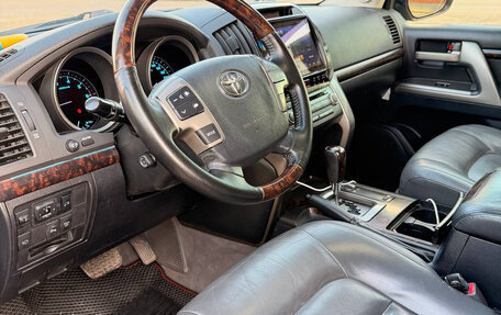 Toyota Land Cruiser 200, 2008 год, 3 100 000 рублей, 7 фотография
