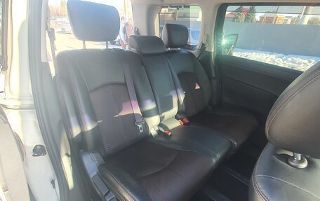 Nissan Elgrand III, 2019 год, 2 265 000 рублей, 7 фотография
