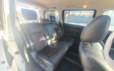 Nissan Elgrand III, 2019 год, 2 265 000 рублей, 6 фотография